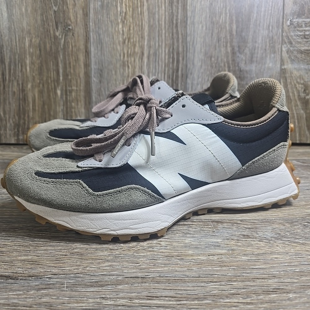 New Balance 327 Mens 7.5‎ Women 9.5 FIGS Collab Brown Blue White MS327FG1 Suede